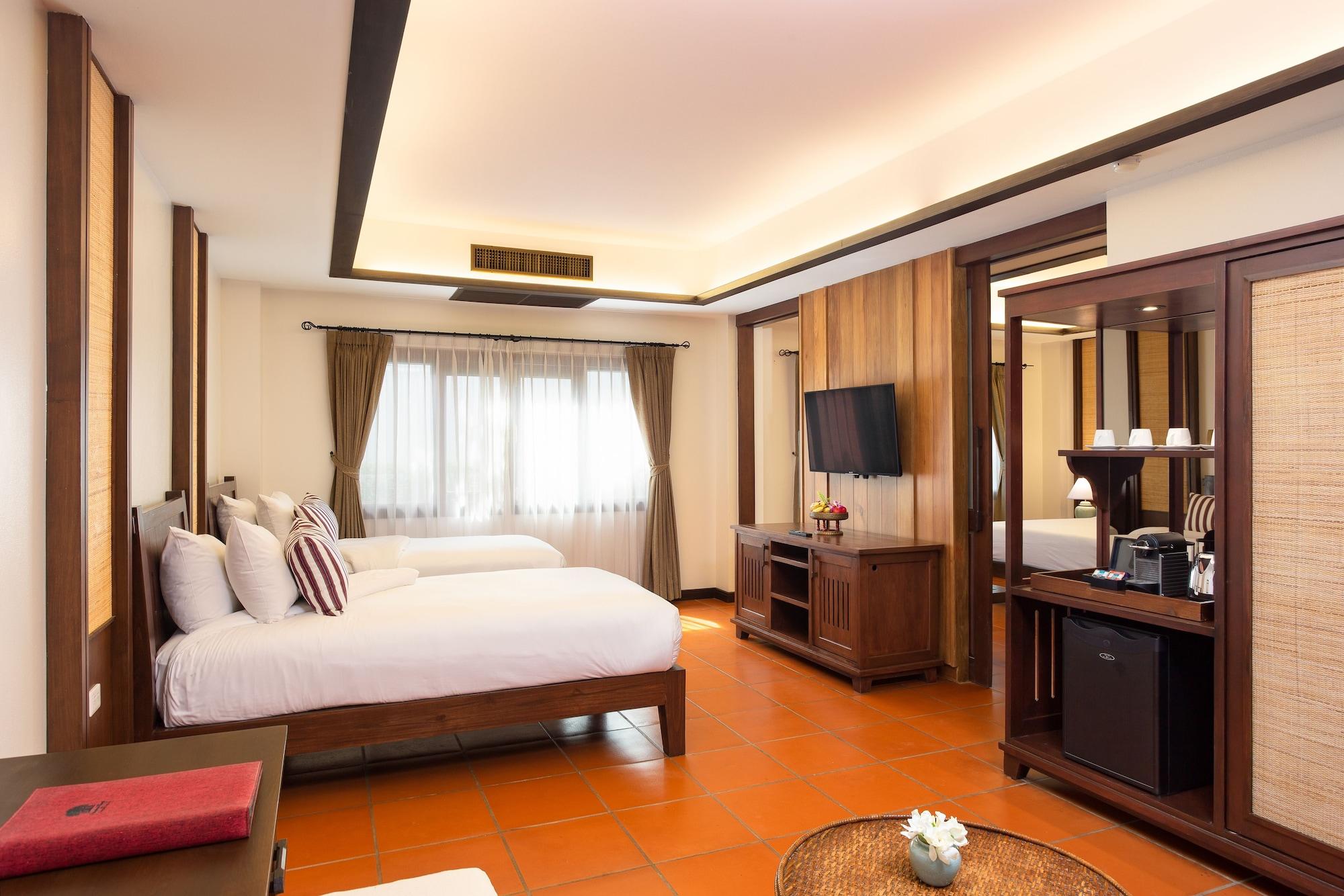 Rimping Village Hotel 4*