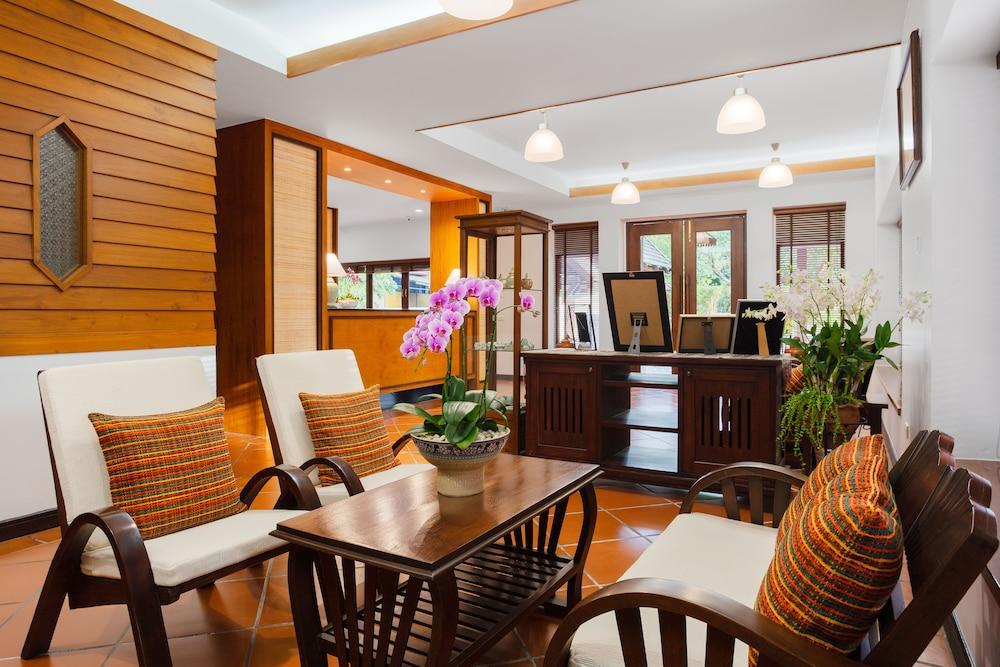 Rimping Village Hotel 4*